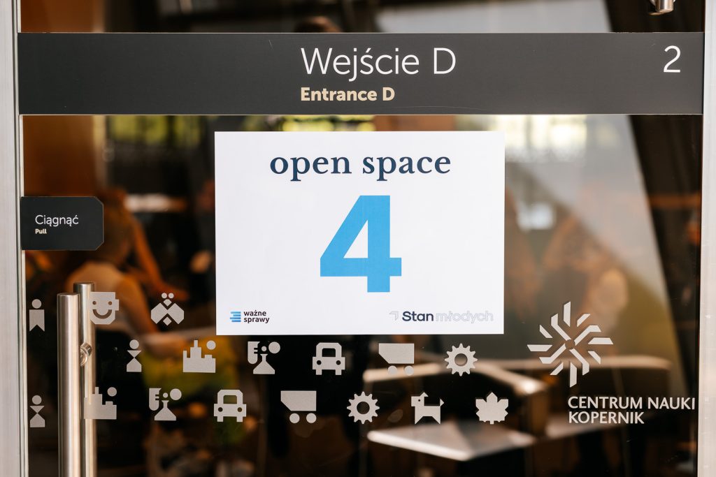 Centrum Nauki Kopernik, Wejście D, informacja o wydarzeniu "open space 4".
